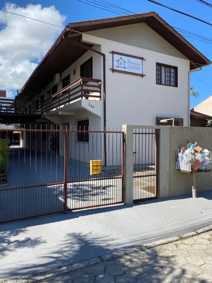 Pousada Villa Garcia - Residencial フロリアノポリス エクステリア 写真